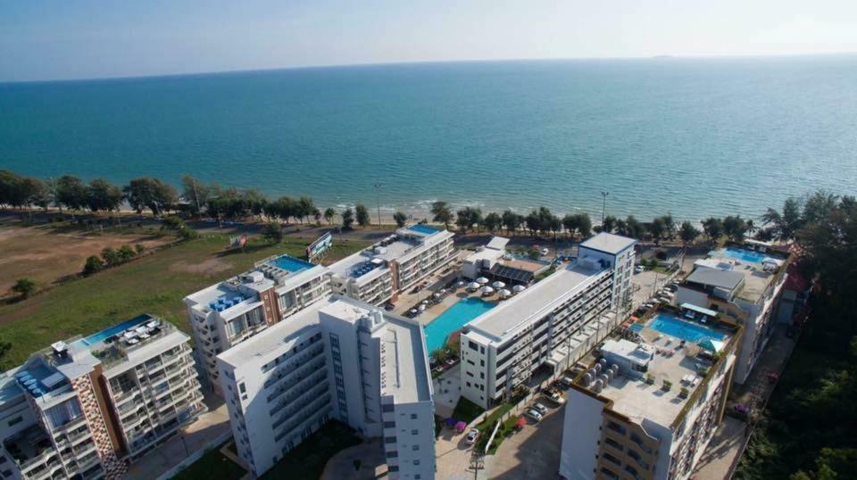 Apartment Grandblue 311 *