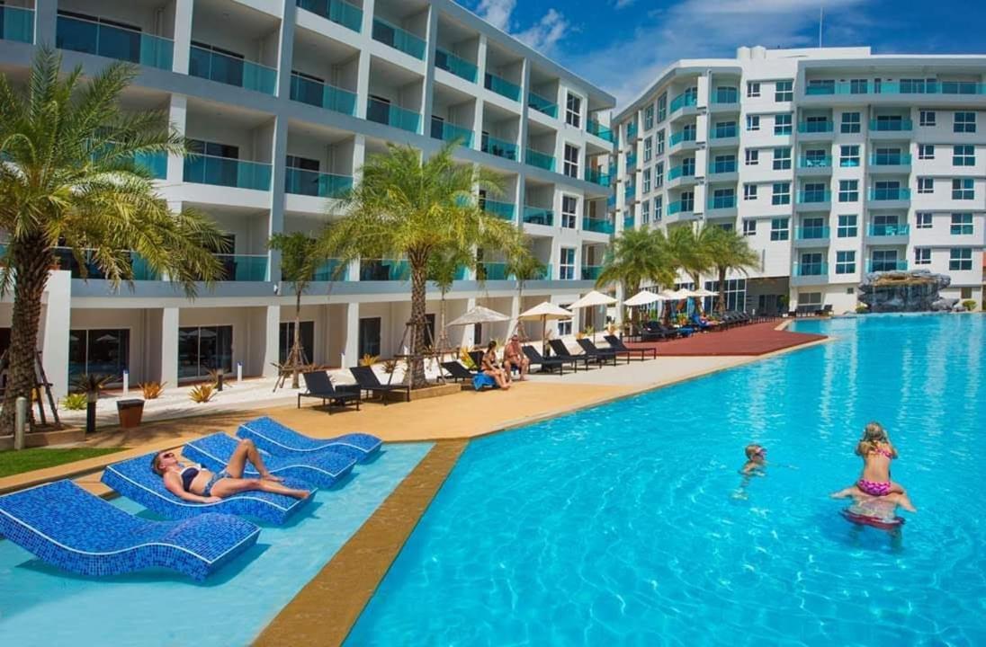 Grandblue 311 Apartment